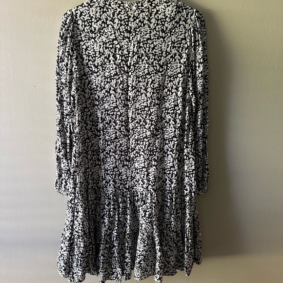 Zara Printed Mini Swing Dress 3/4-sleeve Tiered V-neck Size S - Picture 10 of 10